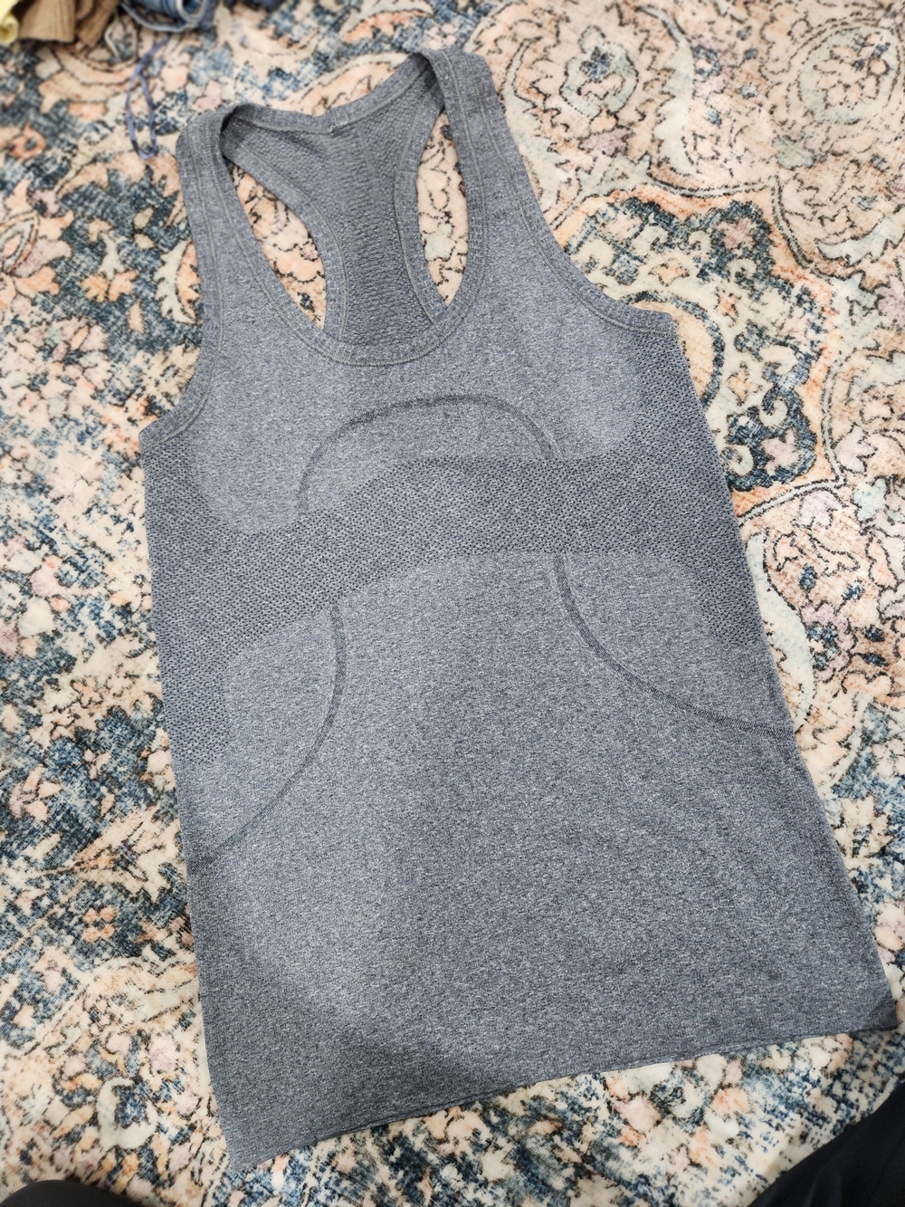 lululemon tank